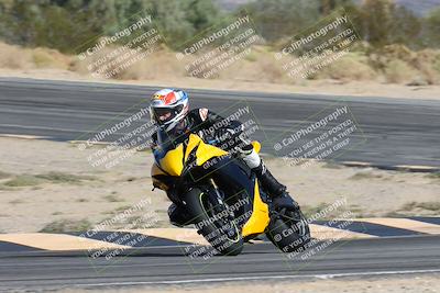 media/Nov-16-2025-Race Pace (Sun) [[8c5fa54630]]/Non Verified Riders (1st 20 Minutes)/2-Turn 10 (1010am)/